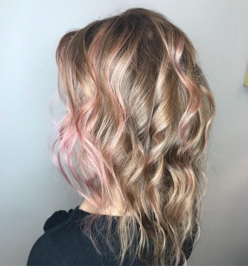 Subtle Light Pink and Blonde Hairstyle