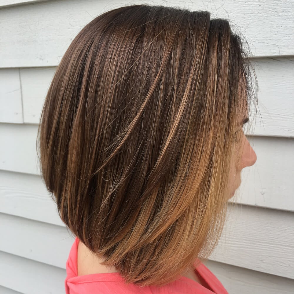 The coolest mid-length stacked bob for thin hair